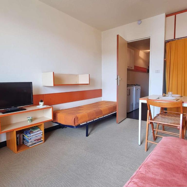 Studio cosy, proche pistes et commerces, parking et wifi inclus, SuperDévoluy - 3 couchages - FR-1-525-235 - Apartment (3 Adults) - 1