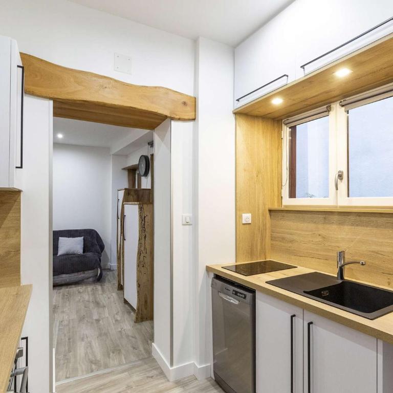 Appartement central 4-6 pers, RDC, bien équipé, proche télécabine et commodités. - FR-1-401-230 - Apartment - 6