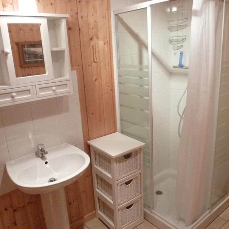 Chalet 3 étoiles avec grande terrasse dans un cadre verdoyant - Chalet 3 Chambres - 14