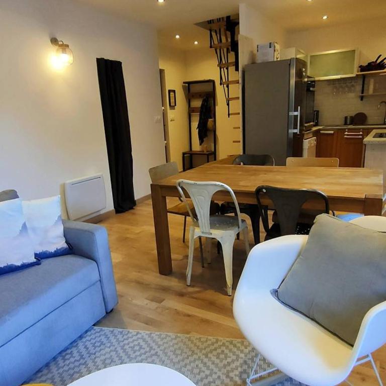 Duplex rénové 6/8 pers. centre Cauterets, WiFi - FR-1-234-274 - Appartement - 2