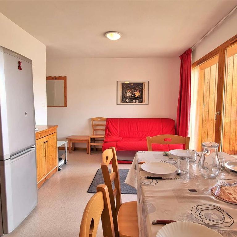 Appartement 4 pièces avec WiFi, Animaux admis, Parking gratuit proche des pistes - FR-1-525-240 - Apartment - 4