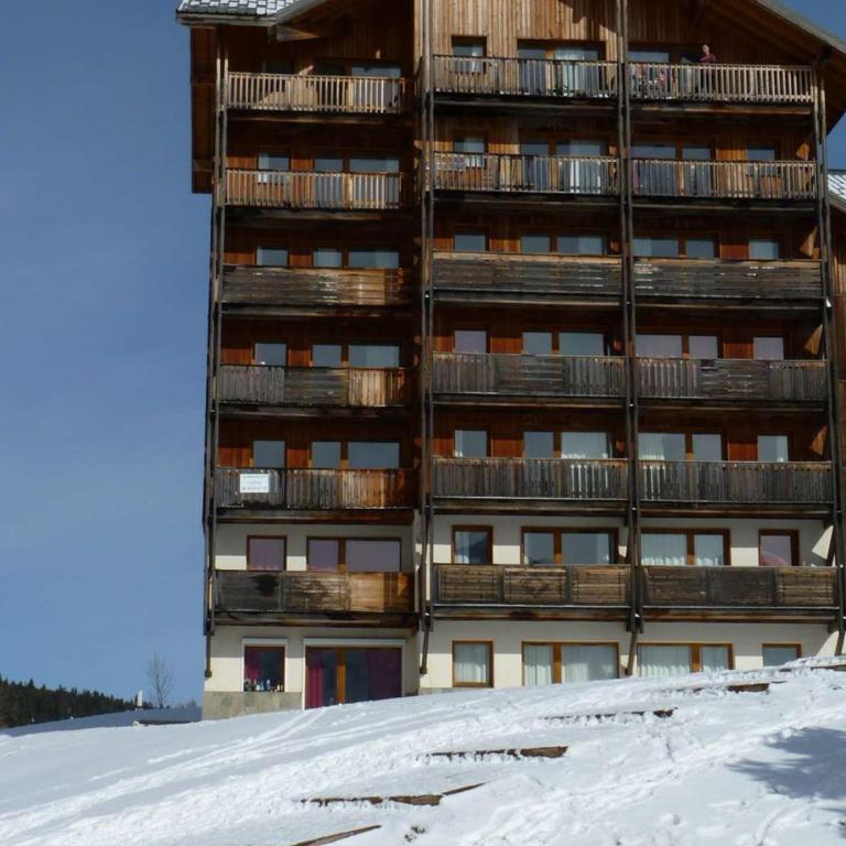 Appartement 4 pièces avec WiFi, Animaux admis, Parking gratuit proche des pistes - FR-1-525-240 - Apartment - 14