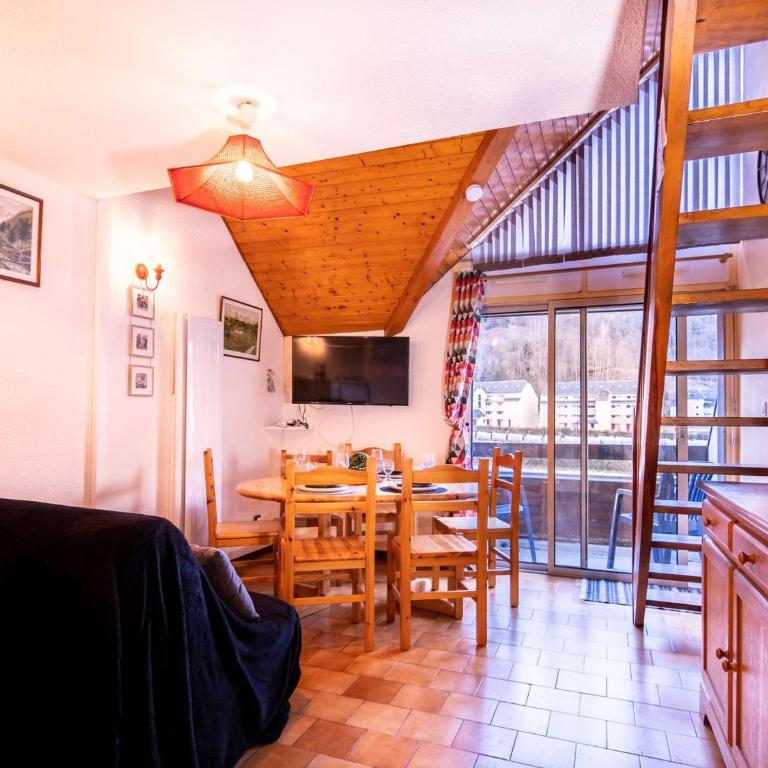 Appartement avec parking, animaux admis - 8 pers. - FR-1-296-381 - Apartment - 4