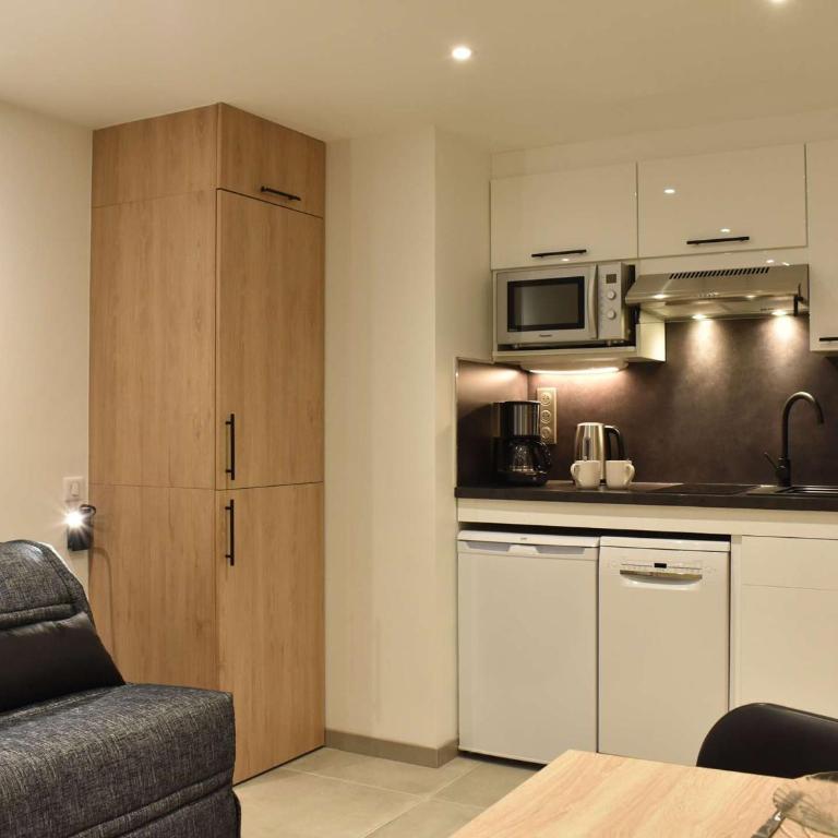 Studio Montagne Rénové, 2 Pers, Proche Pistes et Commerces, Méribel - FR-1-180-572 - Appartement - 1