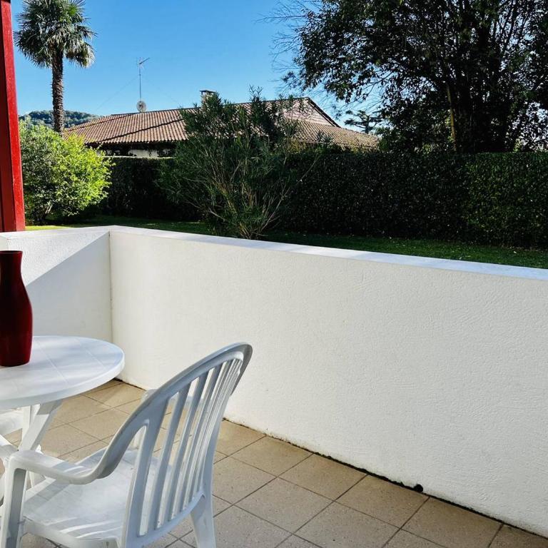 T1 Bis à Cambo-les-Bains avec Parking et Internet - Appartement 1 Chambre - 10