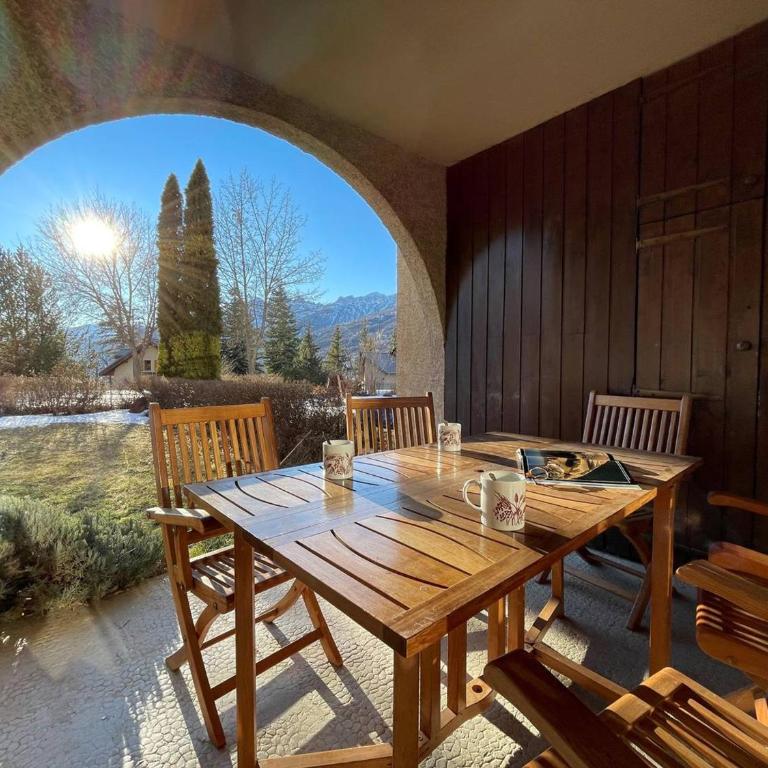 Charmant 3 pièces avec jardin pour 6 pers. à Briançon, à 3mn du centre, proche randonnées et Col d'Izoard - FR-1-330C-124 - Appartement - 1