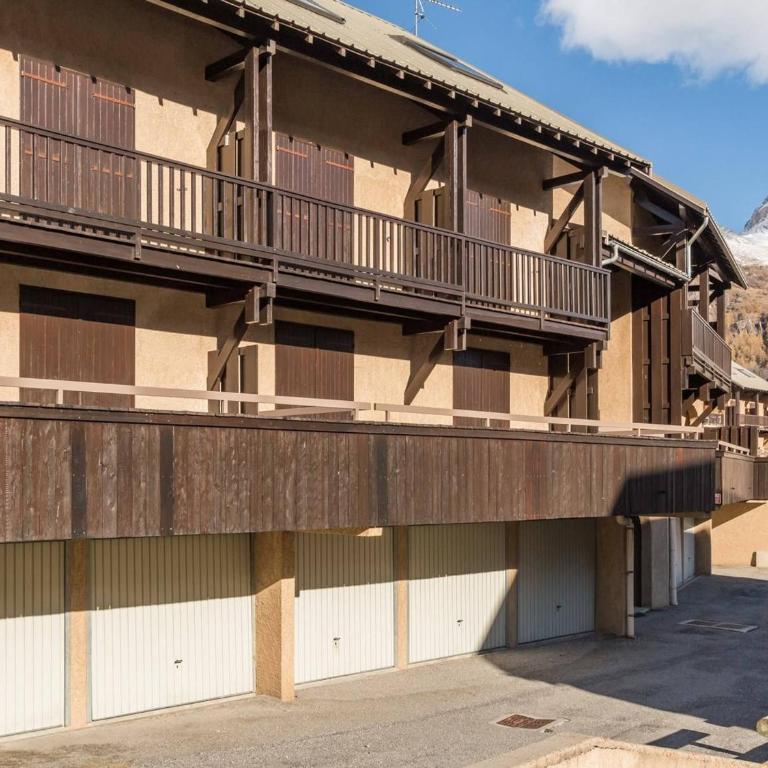 Charmant Duplex 3 Pièces avec Mezzanine, Balcon et Proximité Pistes - 6 Couchages - Appartement 2 Chambres - 16