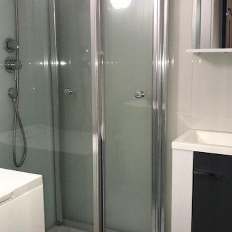 Villa T2, 4 pers, face à la mer, terrasse, parking privé, à 400m des commerces, plage devant! - FR-1-81-462 - Villa - 8
