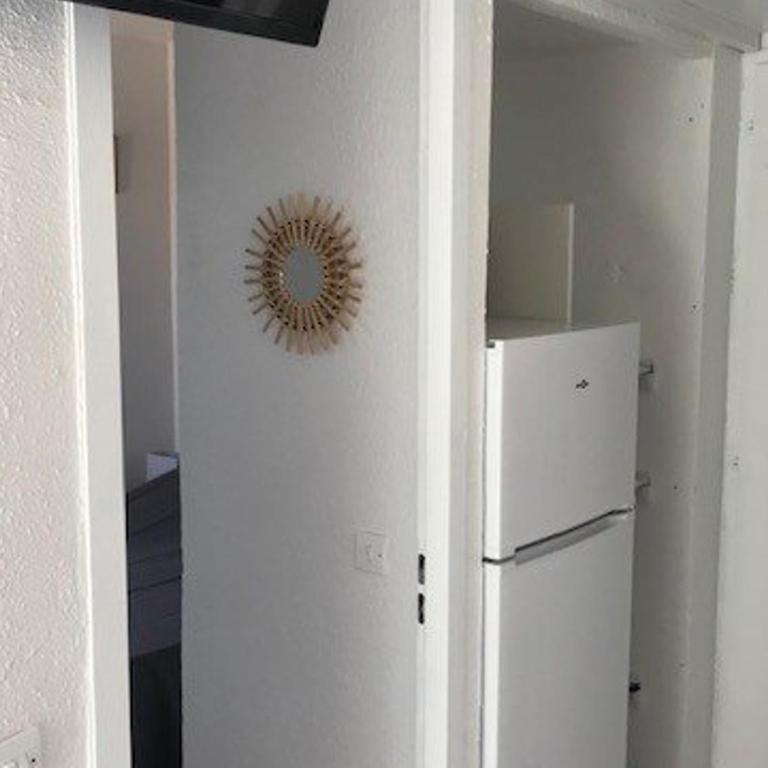 Villa T2, 4 pers, face à la mer, terrasse, parking privé, à 400m des commerces, plage devant! - FR-1-81-462 - Villa - 9