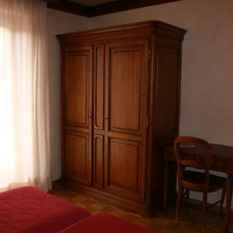 Hotel Panoramique - 2 Camere Adiacenti Matrimoniali/Doppie con Letti Singoli - 2