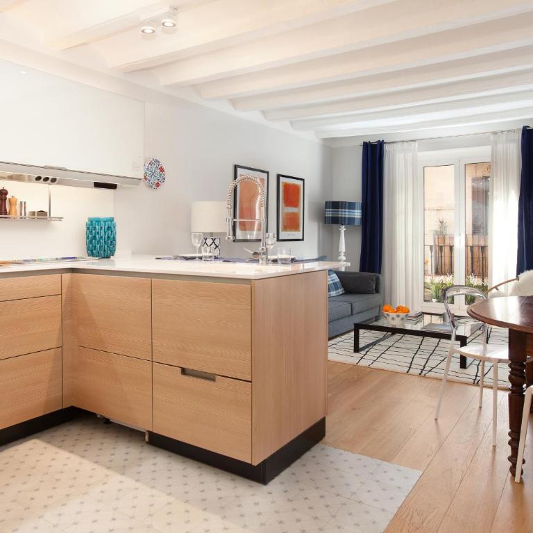 Click&Flat Stylish Torrijos - Two-Bedroom Apartment - 3