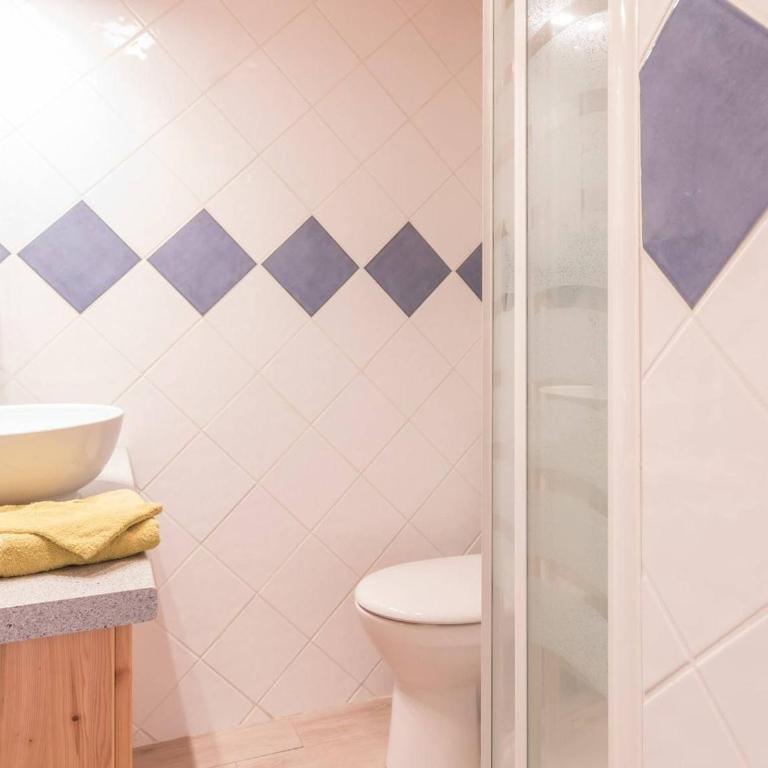 Studio rénové avec balcon sud et parking, 4 personnes, Montgenèvre - FR-1-330D-66 - Appartement (4 Adultes) - 4