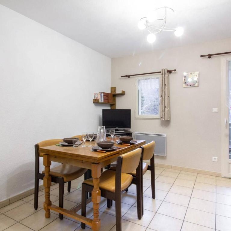 Chalet triplex pour 7 pers. avec terrasse, parking, proche télécabine et commerces - FR-1-401-178 - Maison de Vacances - 9