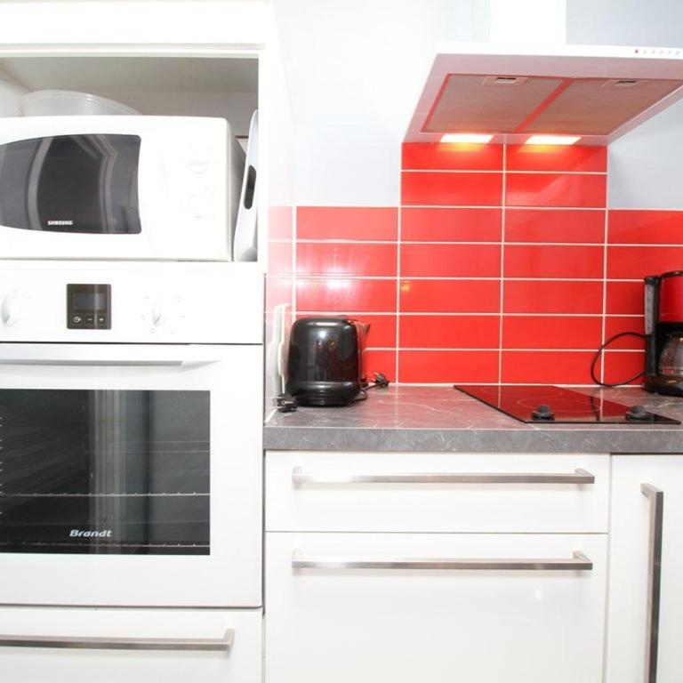 Spacieux T2 à Balaruc-les-Bains, cuisine séparée, climatisation, WiFi, proche Thermes - Appartement 1 Chambre - 13