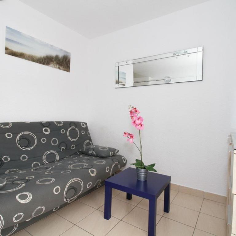 Charmant T1 avec grande terrasse, climatisé, proche des Thermes, équipé lave-vaisselle et lave-linge - FR-1-553-43 - Apartment (4 Adults) - 13