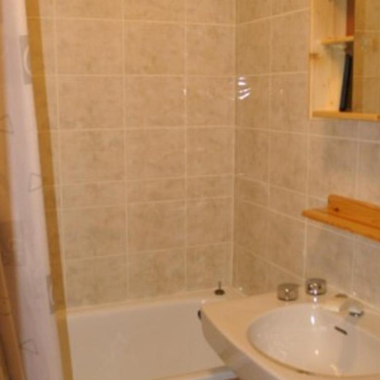 Studio cabine au Pleynet avec balcon, près des pistes - Apartment mit 1 Schlafzimmer - 5