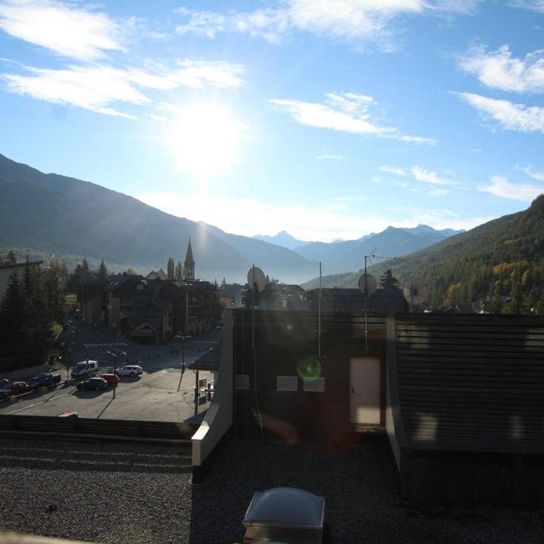 Studio rénové 4 pers à Saint-Chaffrey avec balcon, classé 3 étoiles - Appartement 1 Chambre - 8
