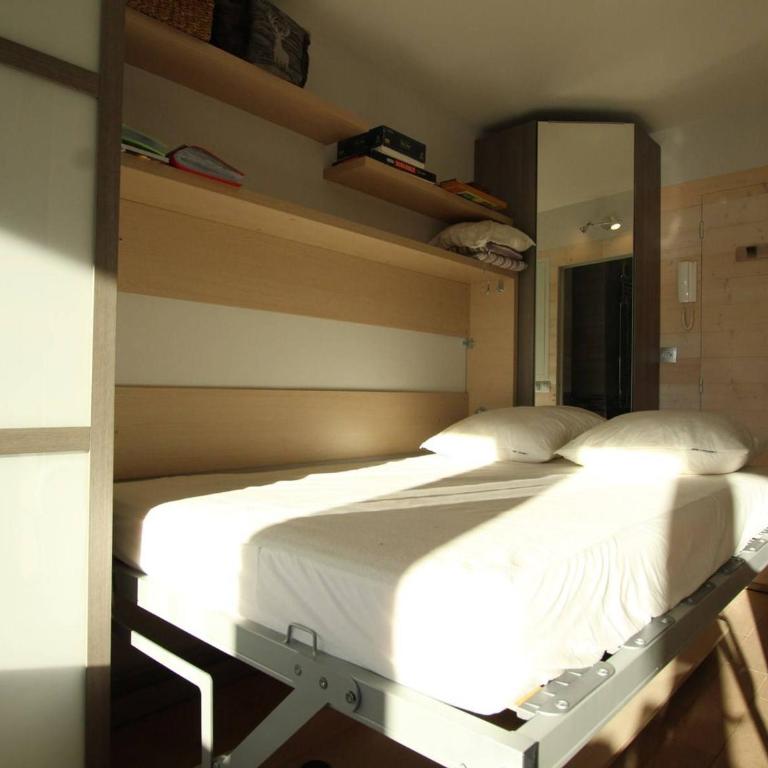 Studio rénové 4 pers à Saint-Chaffrey avec balcon, classé 3 étoiles - Appartement 1 Chambre - 12