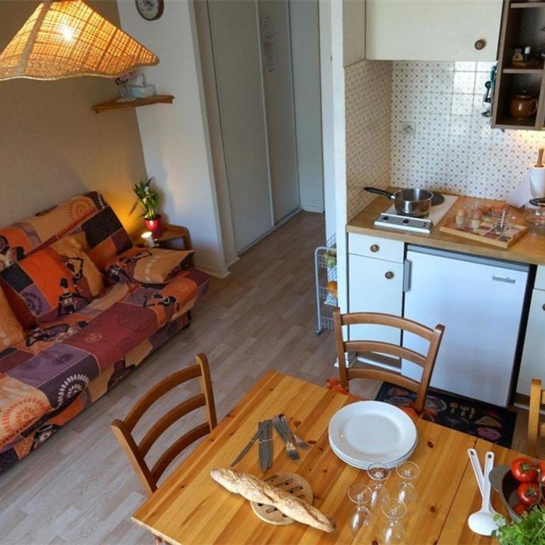 Charmant T2 RDC avec Jardinet et Parking, Proche Thermes et Commerces - FR-1-313-152 - Apartment (4 Adults) - 1