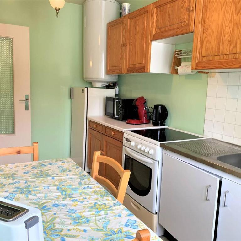 Appartement 2 pièces à Quiberon - 56m², proche plage, balcon avec aperçu mer, parking inclus - FR-1-478-195 - Apartment (2 Erwachsene) - 6