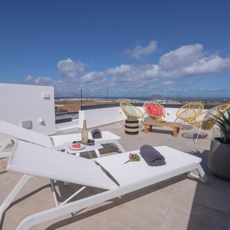 Villa Yolo Norte Private Pool Corralejo By Holidays Home - Villa con piscina privada - 2