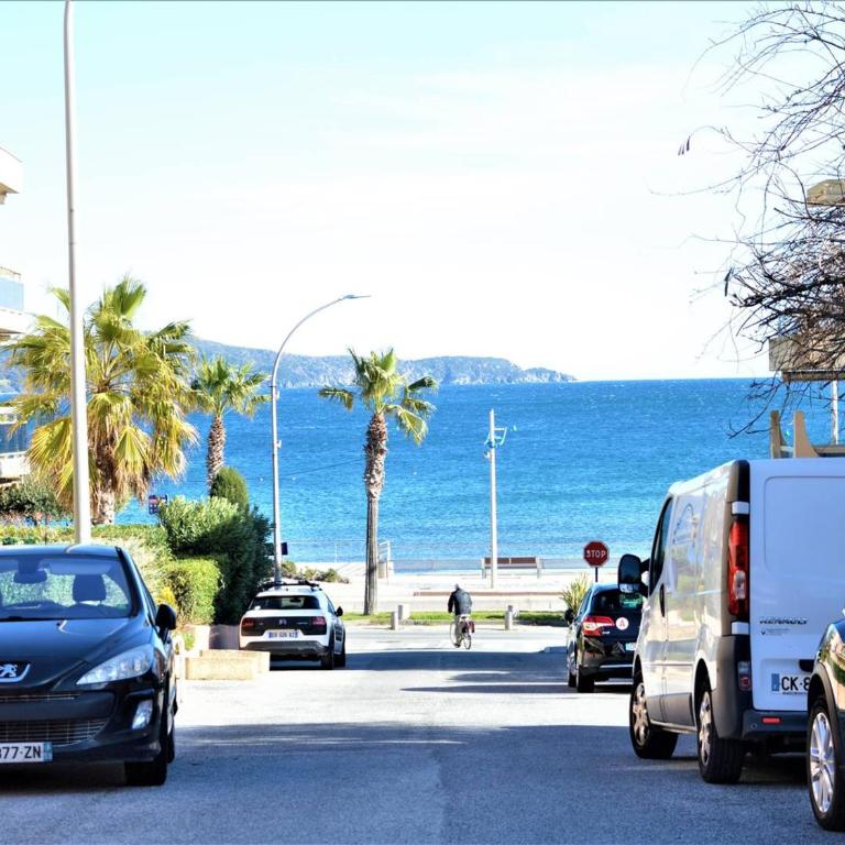 Studio rénové climatisé, 3 couchages, proche port et casino à Cavalaire-sur-Mer - FR-1-226B-98 - Appartement (3 Adultes) - 13