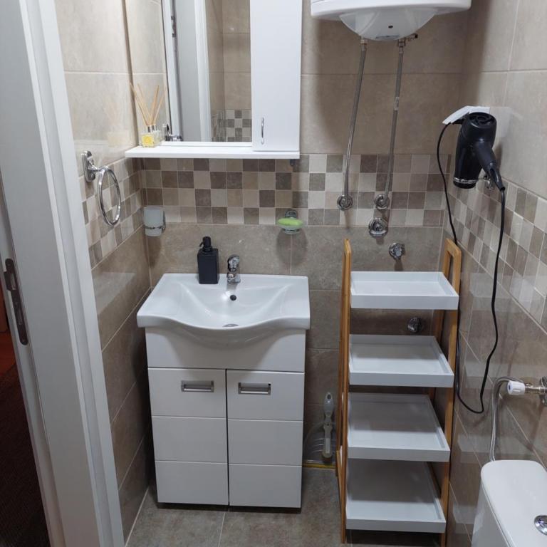 Promenada View Snežnik - One-Bedroom Apartment - 21