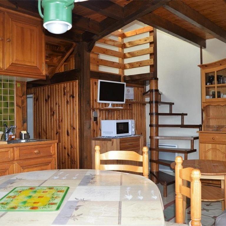 Chalet 2 pièces mezzanine, 7 pers, animaux admis, balcon, cuisine équipée - FR-1-592-27 - Chalet (7 Adults) - 3