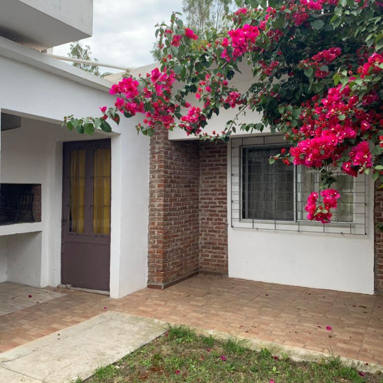 Cómoda Casa en Playa Grande - Playa Hermosa - Piriapolis - se solicita seña para garantizar la reserva! - Casa - 3