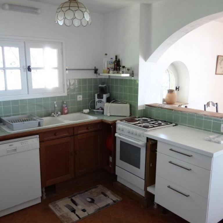Villa climatisée 2 chambres avec vue sur la mer et parking à Cavalaire-sur-Mer - FR-1-100-199 - Villa - 13