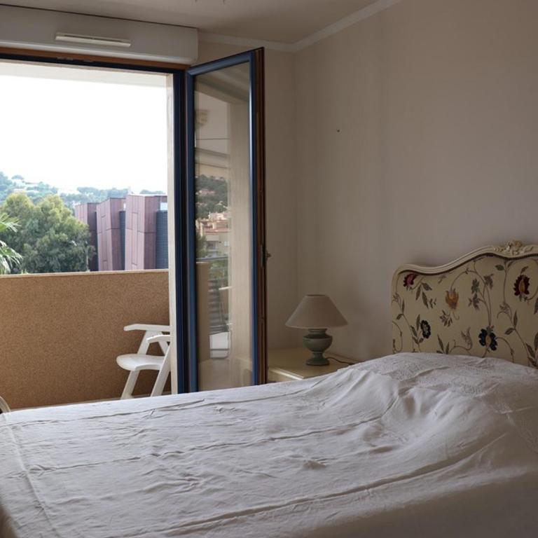 Appartement climatisé avec 2 chambres, terrasse et garage à Cavalaire-sur-Mer - FR-1-100-218 - Appartement (6 Adultes) - 12