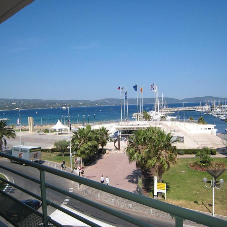 Charmant T2 cabine 40m², centre-ville, balcon, clim, ascenseur, à Cavalaire-sur-Mer - FR-1-100-224 - Appartement (4 Adultes) - 2