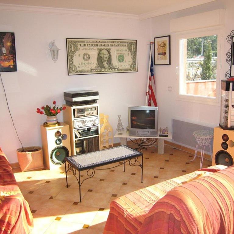 Magnifique T3 Climatisé au Dernier Étage avec Bureau à Cavalaire - FR-1-100-212 - Appartement (6 Adultes) - 1