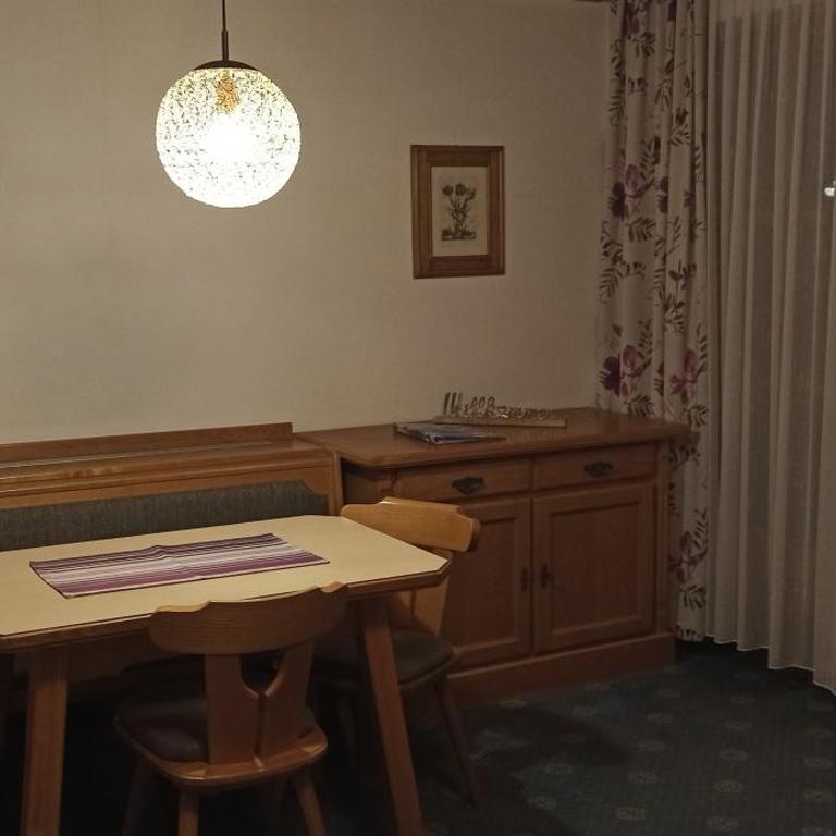 Gästehaus Gschwandtner - Familienstudio - 3