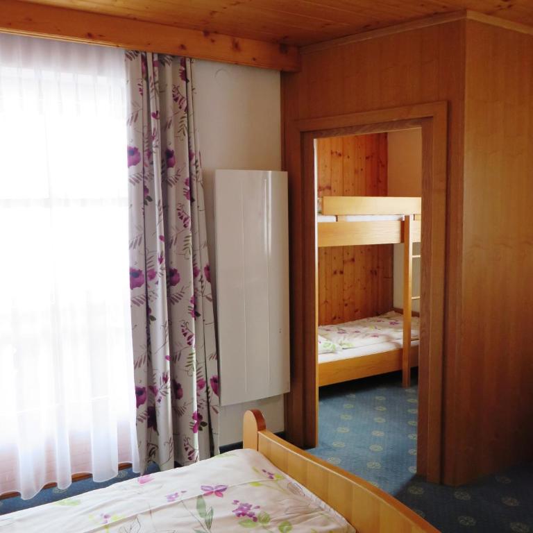 Gästehaus Gschwandtner - Familienstudio - 6