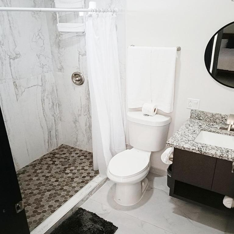 New Town Condo Casamar 1 near the beach. - Apartamento de 2 dormitorios - 12