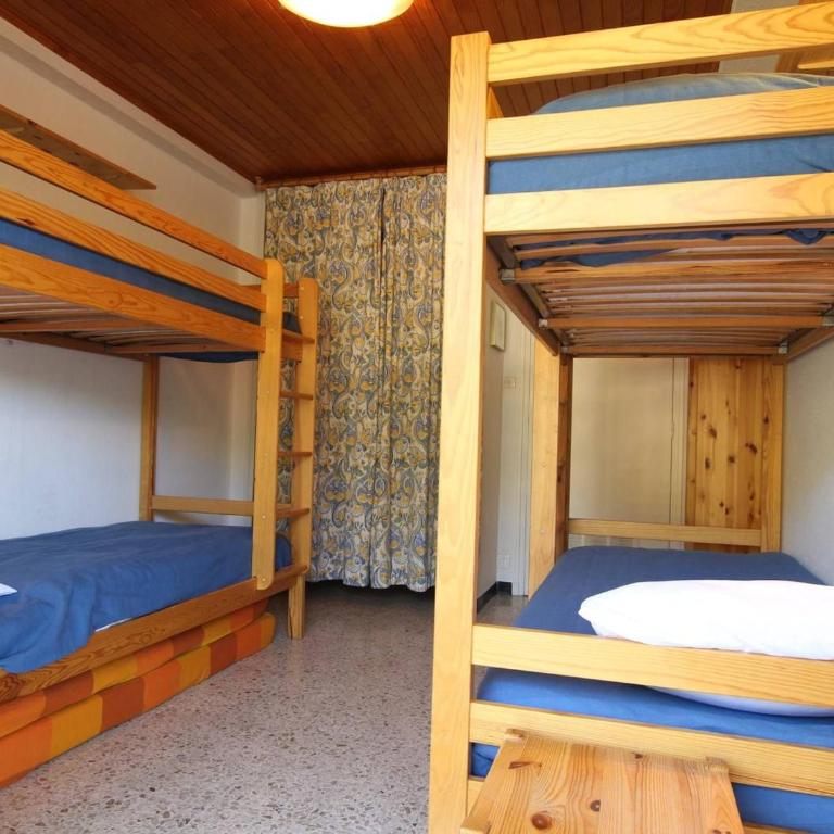 Appartement 6 pers. à Saint-Chaffrey avec balcon sud, parking, casier à skis et équipements complets - Appartement 1 Chambre - 6