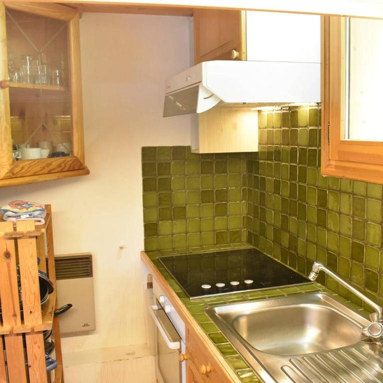 Chalet cosy 6 pers. à 100m des pistes avec garage fermé et parking, Méribel - FR-1-180-411 - Chalet (6 Adultes) - 4