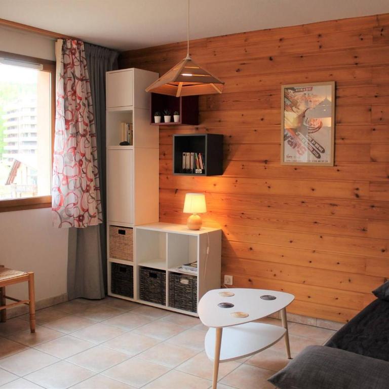 Appartement spacieux 3 pièces, 6 couchages, balcon, proche commerces et pistes à Vars Les Claux - FR-1-330B-152 - Apartment (6 Adults) - 2
