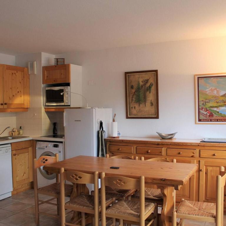 Appartement spacieux 3 pièces, 6 couchages, balcon, proche commerces et pistes à Vars Les Claux - FR-1-330B-152 - Apartment (6 Adults) - 3