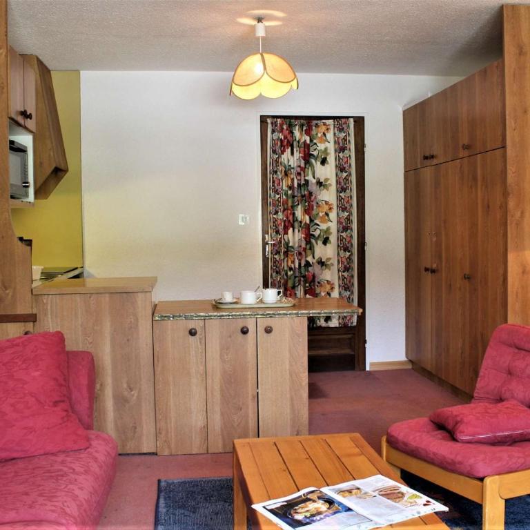 Appartement cosy 2 pièces, 6 couchages, pied des pistes, Risoul 1850 - Appartement 1 Chambre - 2