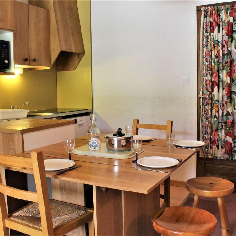 Appartement cosy 2 pièces, 6 couchages, pied des pistes, Risoul 1850 - Appartement 1 Chambre - 5