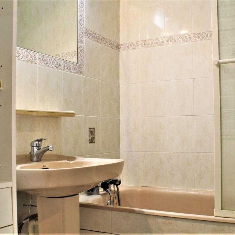 Appartement cosy 2 pièces, 6 couchages, pied des pistes, Risoul 1850 - Appartement 1 Chambre - 14