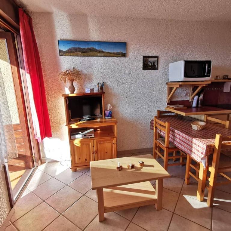 Studio Montagne 4 Pers. avec Balcon à Saint-Michel-de-Chaillol - FR-1-393-142 - Monolocale - 3