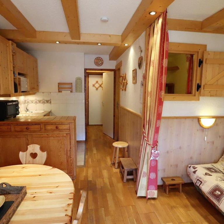 Appartement fonctionnel 4-6 pers avec piscine, TV, lave-vaisselle et balcon à Arêches-Beaufort - Appartement 1 Chambre - 2