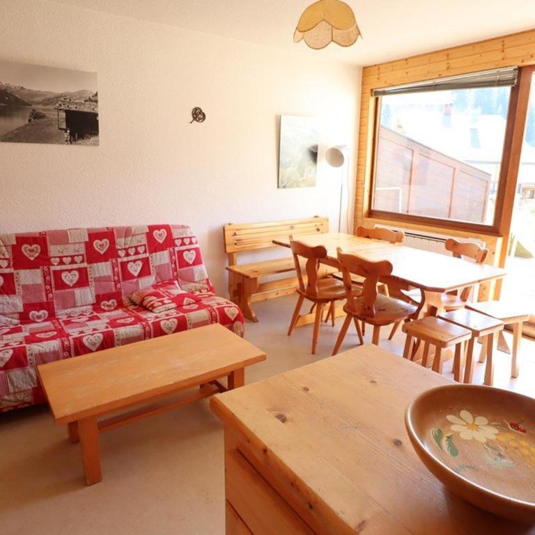 Charmant T2 de 40m² pour 7 pers. à Arêches, terrasse, proche pistes et commerces, classé 2 étoiles - FR-1-342-188 - Appartement (7 Adultes) - 7
