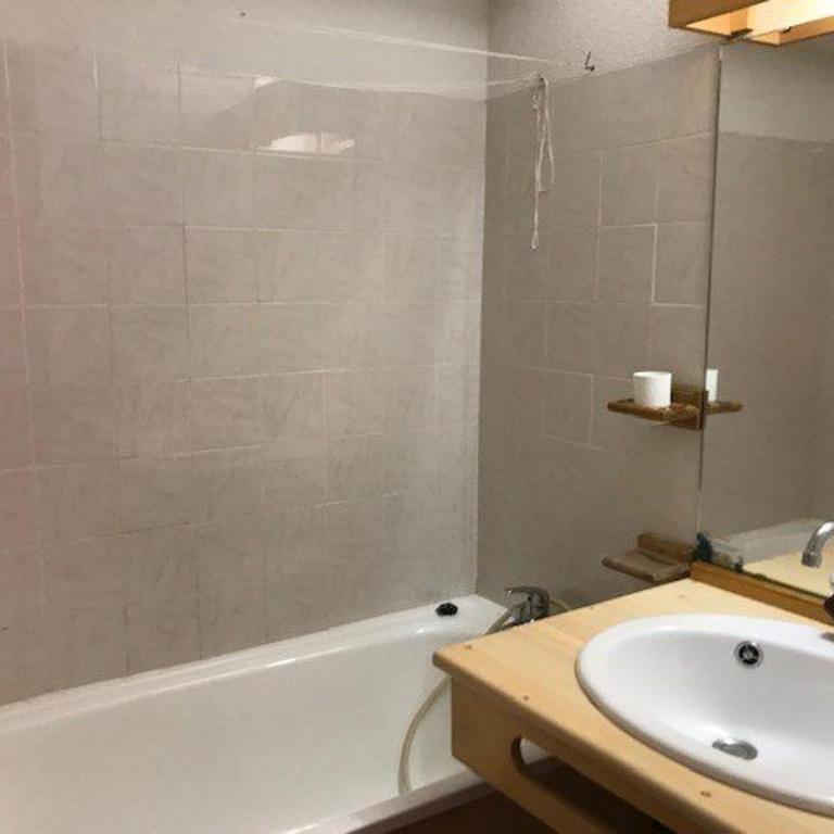 Appartement cosy pour 4, au cœur du village, proche des pistes et avec piscine estivale - Appartement 1 Chambre - 8