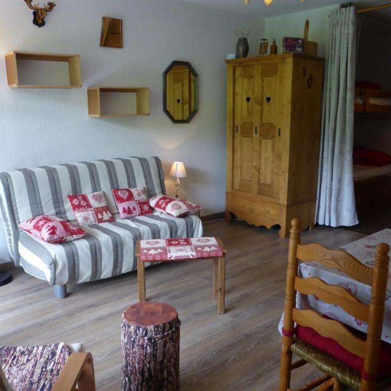 Charmant Studio 2/4 pers à 200m des pistes, balcon sud, animaux admis - Studio - 3