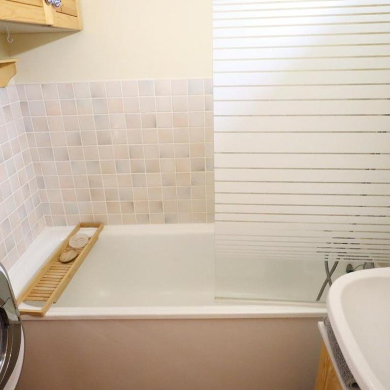 Charmant appart **, 6 pers, 2 balcons, prox pistes & village, parking gratuit - Appartement 2 Chambres - 7