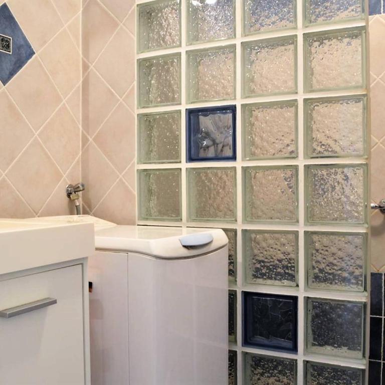 Appartement T2 avec Terrasse Sud, Climatisé, à Proximité Plage - Le Lavandou - FR-1-251-295 - Appartement (4 Adultes) - 9
